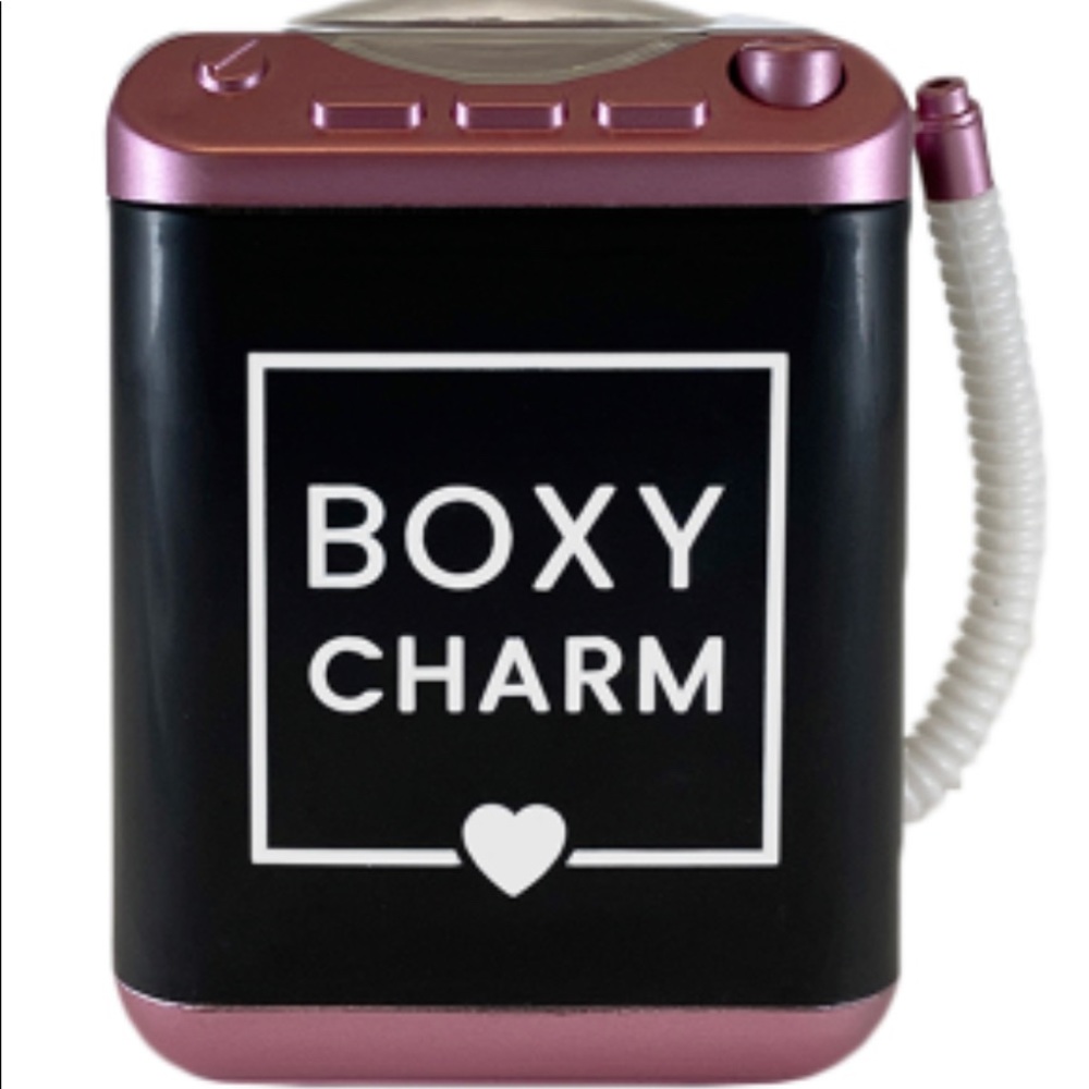 BoxyCharm: Beauty Washing Machine